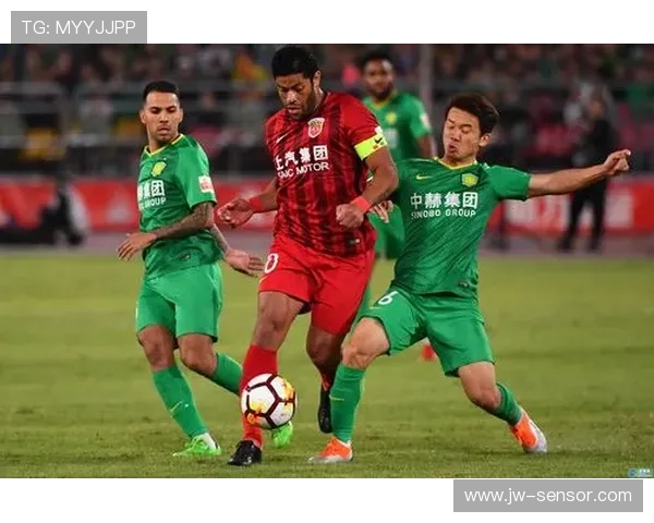 中超直播精彩纷呈，激情四射带你直击赛场热血瞬间